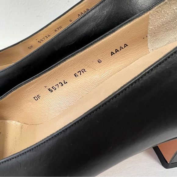 Salvatore Ferragamo Black Leather Chunky Heels 6 AAAA Patent - Picture 5 of 7